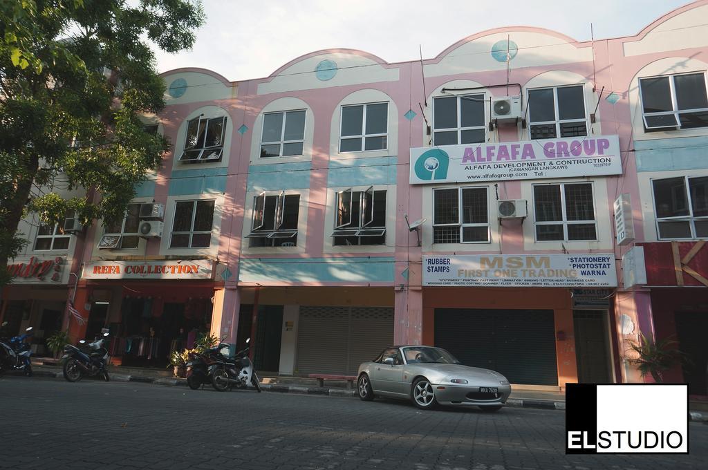 El Studio Hostel Langkawi Kuah Exterior photo